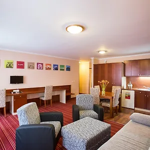 **** Apartahotel City-hotel Hungría